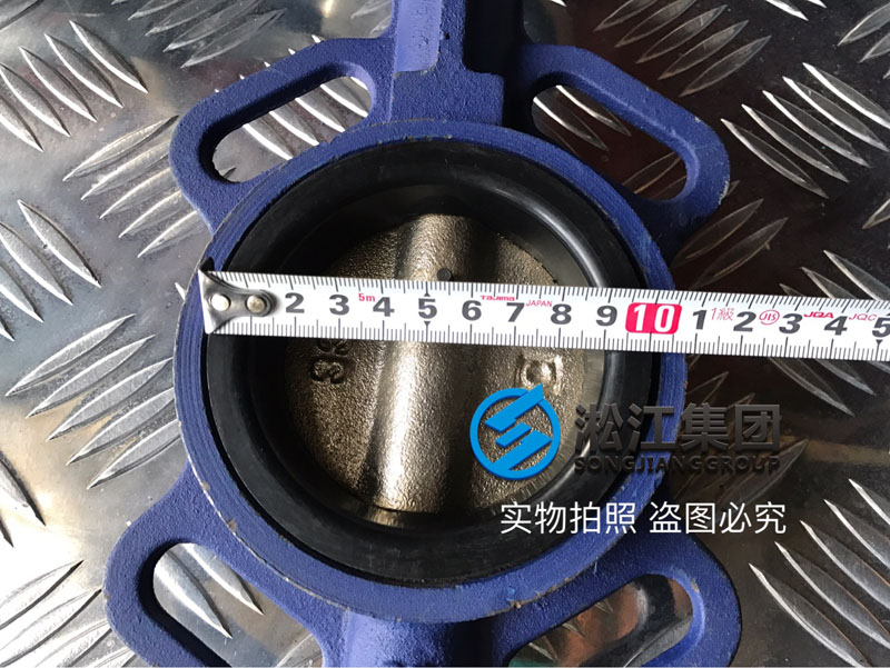 為什么橡膠軟接頭與對夾式軟密封蝶閥連接后出現(xiàn)泄漏現(xiàn)象？