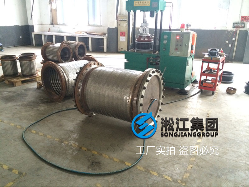 大口徑金屬軟管檢測現場