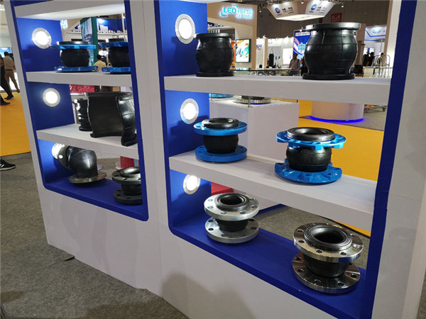 【2019】淞江集團參展上海國際泵管閥展會“專業(yè)制造橡膠軟接頭”